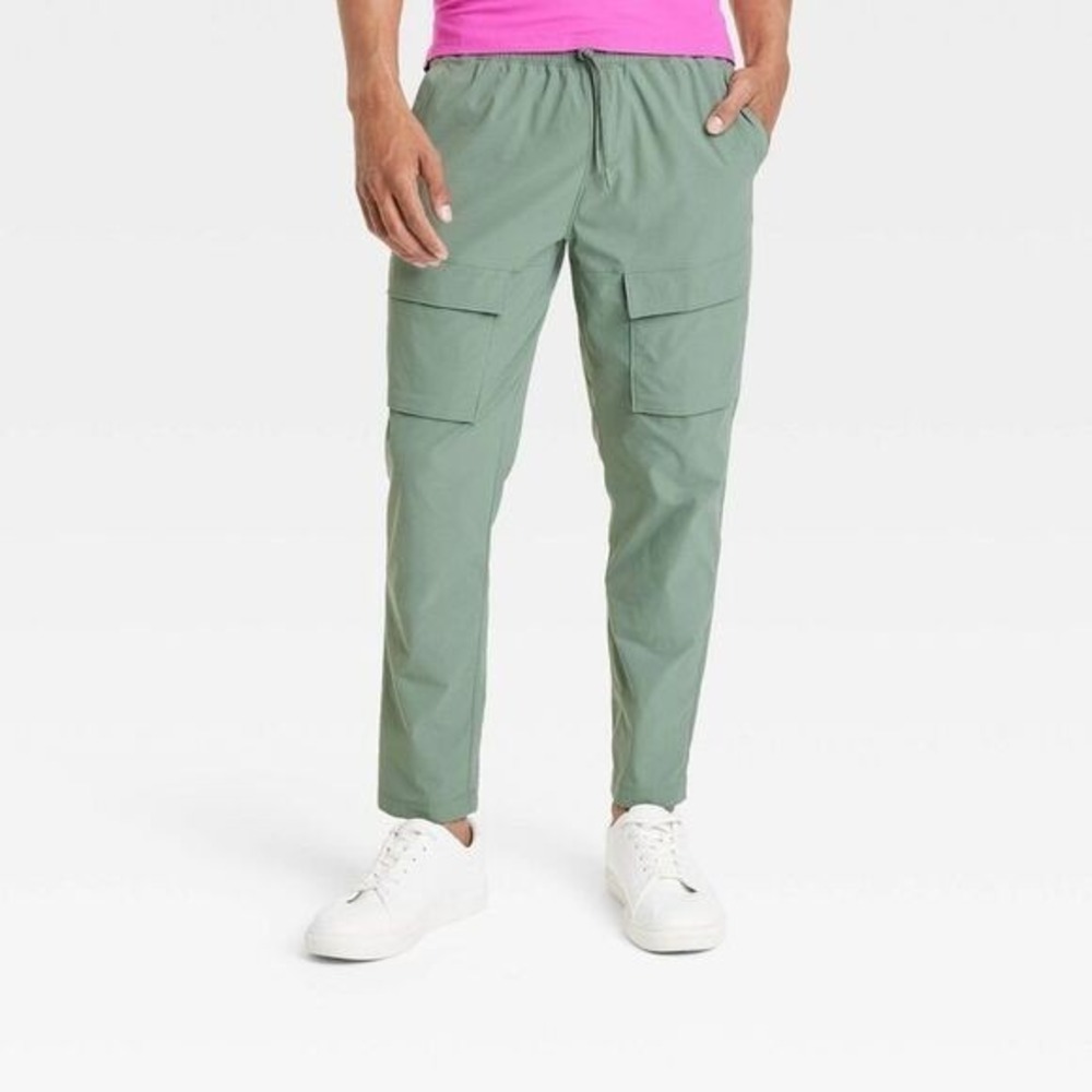 Men's All In Motion Cargo Pants Small Lightweight UPF 50+ New With Tags